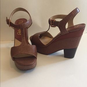 nicole Gerry Platform T-strap Sandal
